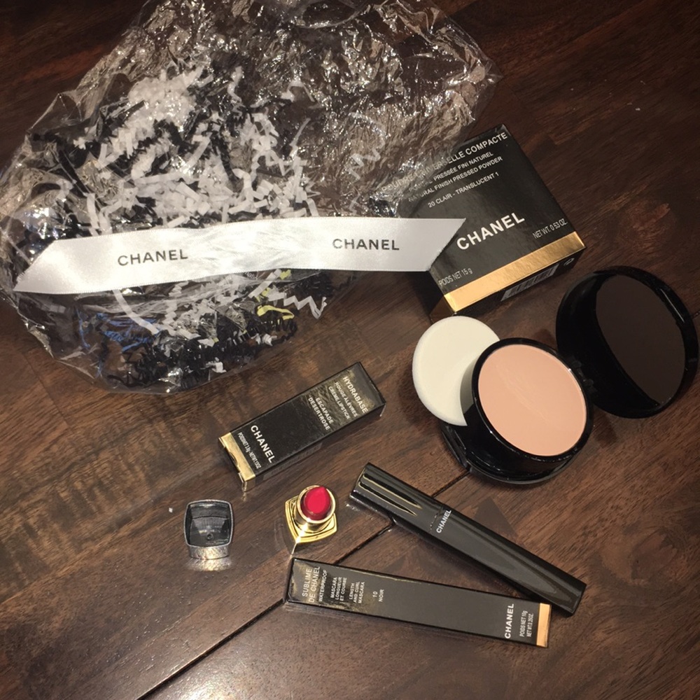 Chanel make up package